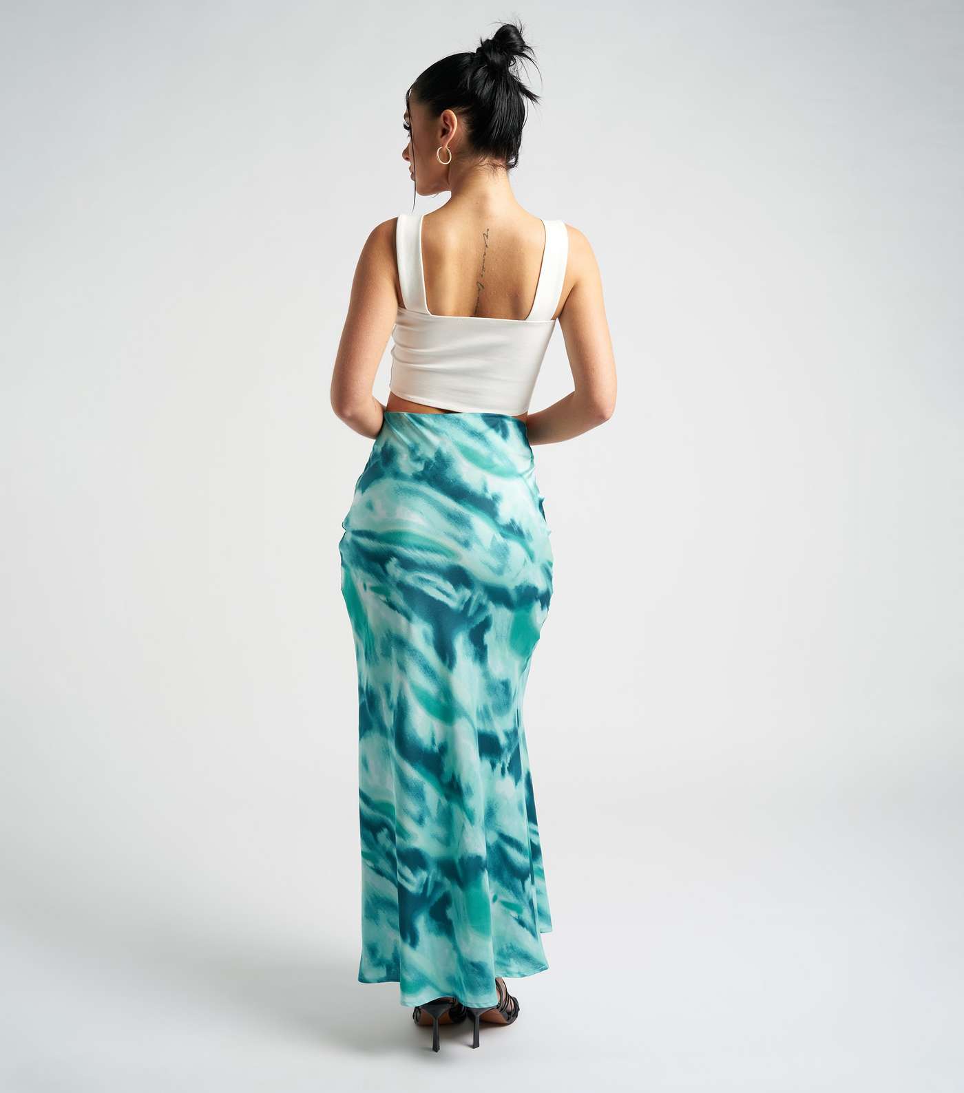 Urban Bliss Blue Tie Dye Satin Maxi Skirt Image 4