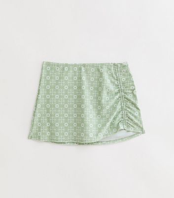Girls Light Green Tile Print Beach Skirt New Look
