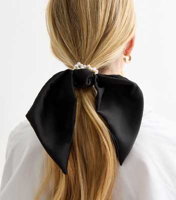 Black Faux Pearl Bow Scrunchie