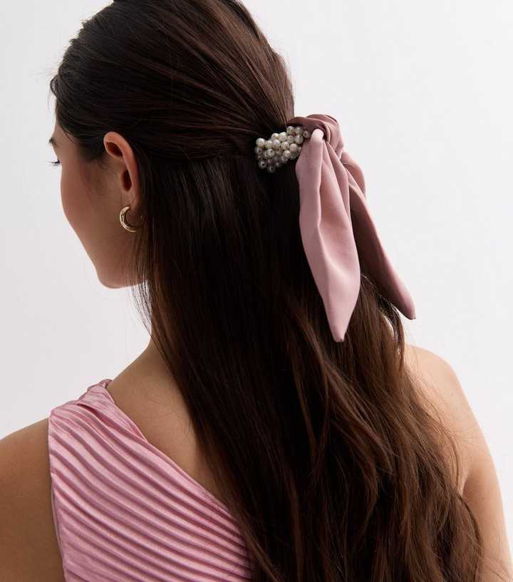 Pink Faux Pearl Bow Scrunchie 