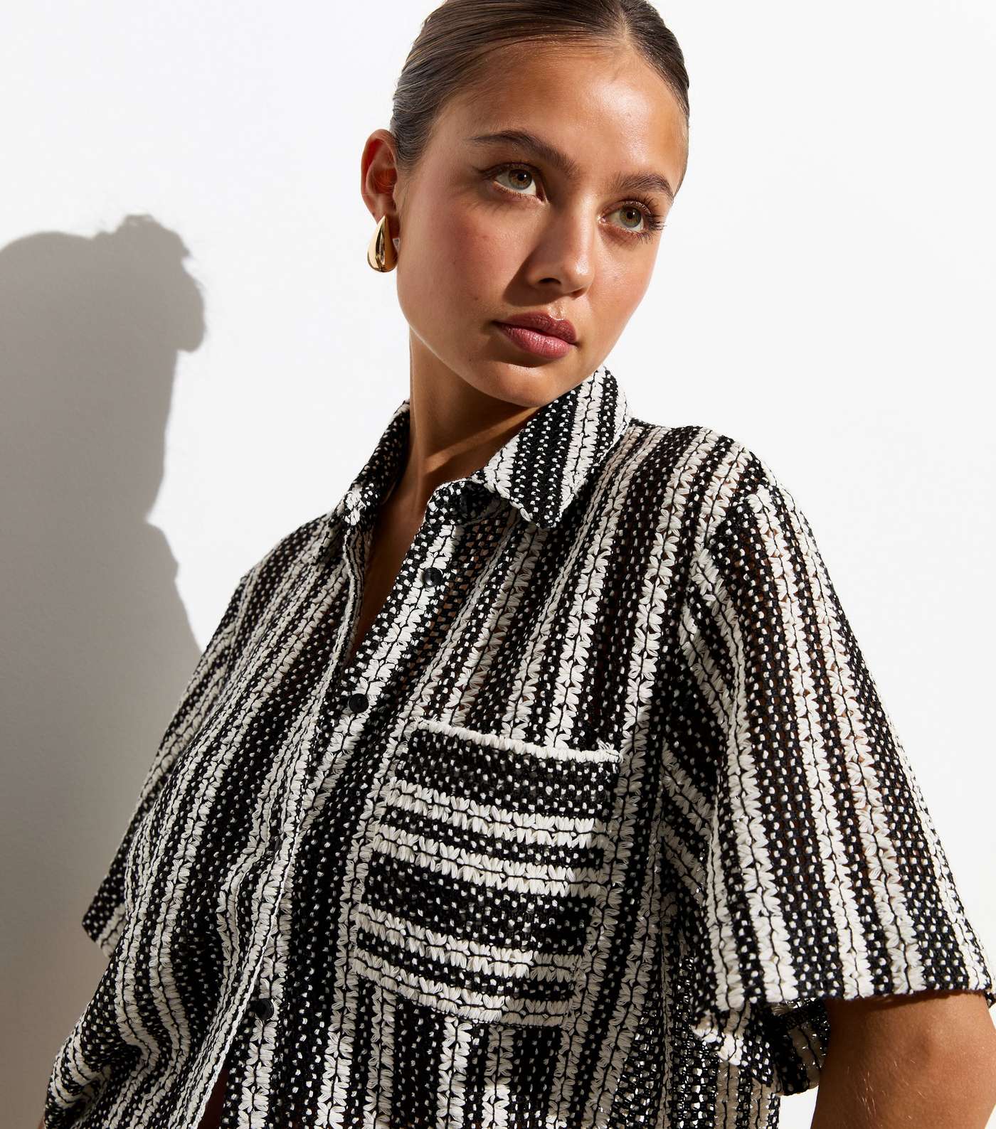 Black Stripe Crochet Short Sleeve Shirt Image 2