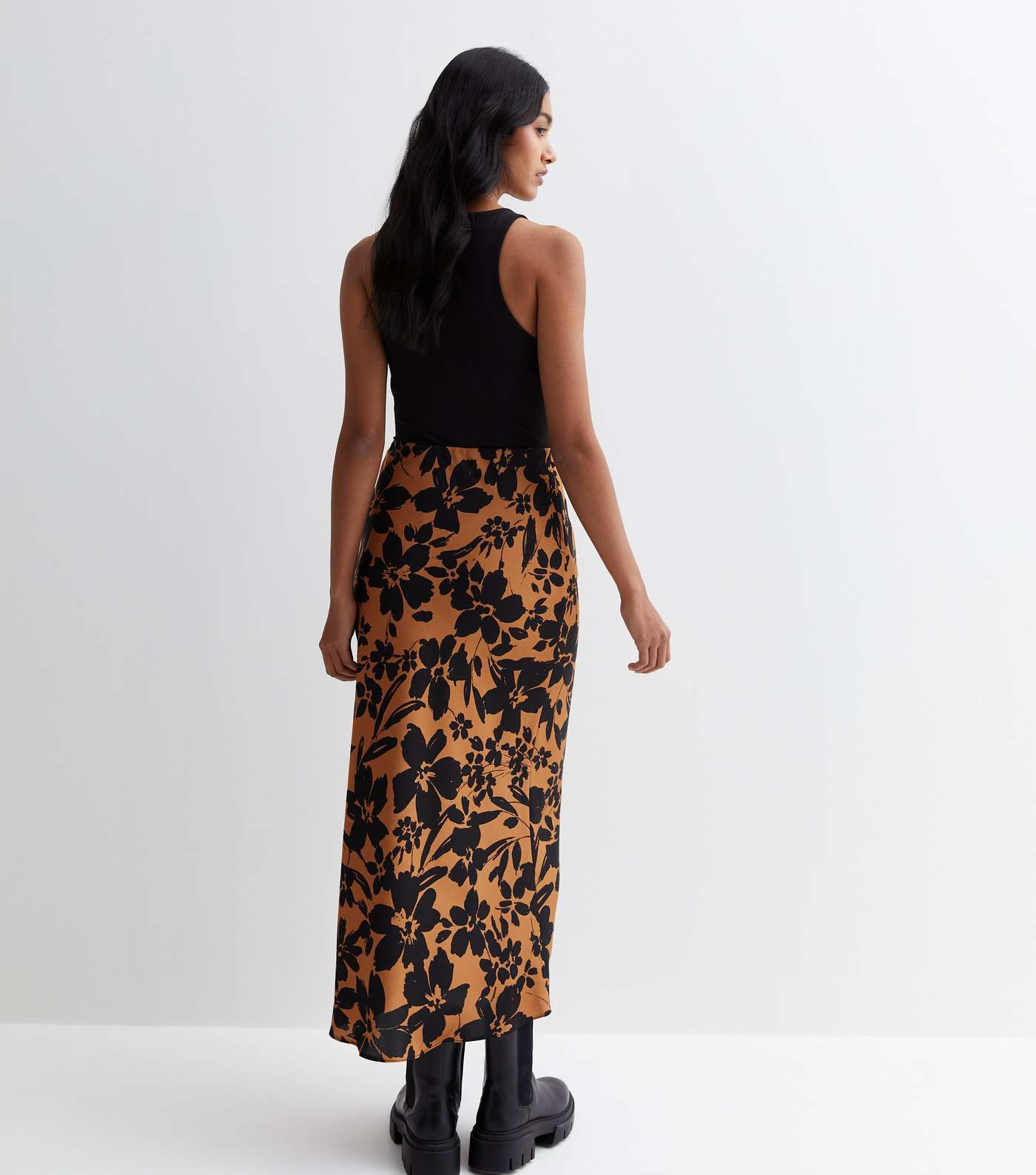 Bloom Print Satin Midi Skirt  Image 4