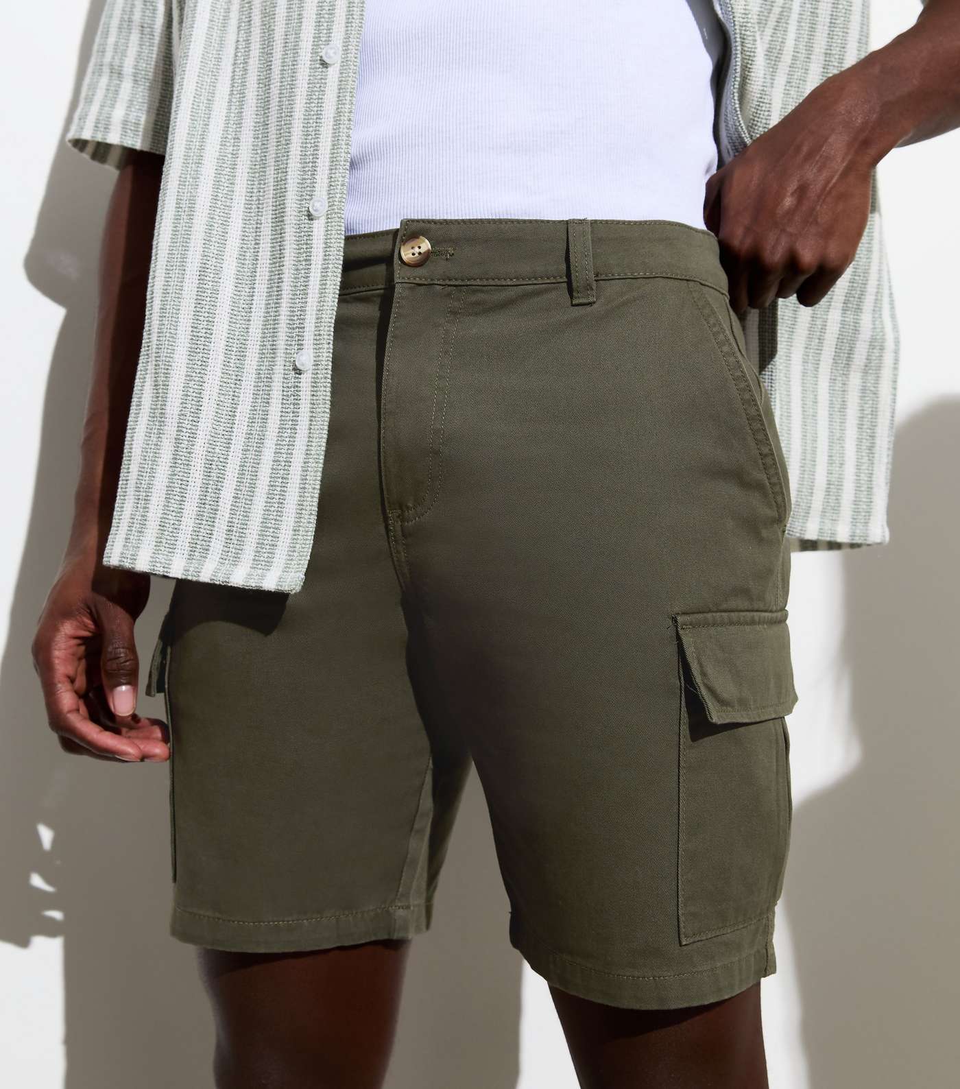 Khaki Regular Fit Cargo Shorts Image 2