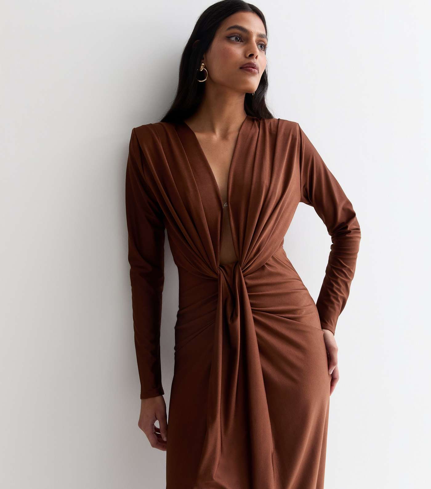 Dark Brown Plunge Long Sleeve Bodycon Midi Dress Image 4