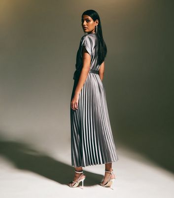 Grey pleated midi dress best sale