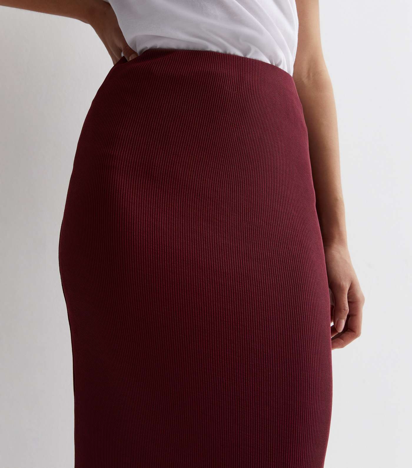 Burgundy Ribbed Midi Skirt Image 2
