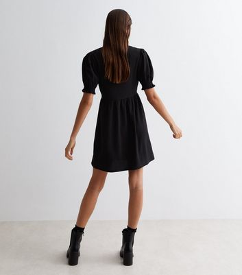 Black Crinkle Puff Sleeve Smock Mini Dress New Look
