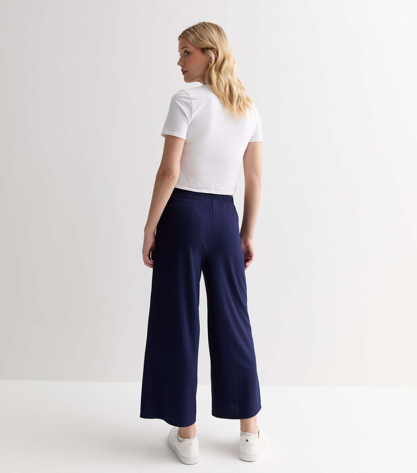 Navy Ribbed Drawstring Wide Leg Crop Trousers Image 4