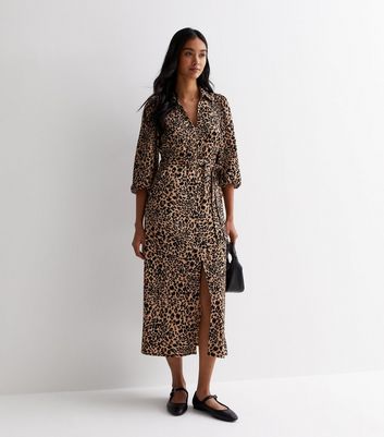 Brown Leopard Print Crinkle Midaxi Dress New Look