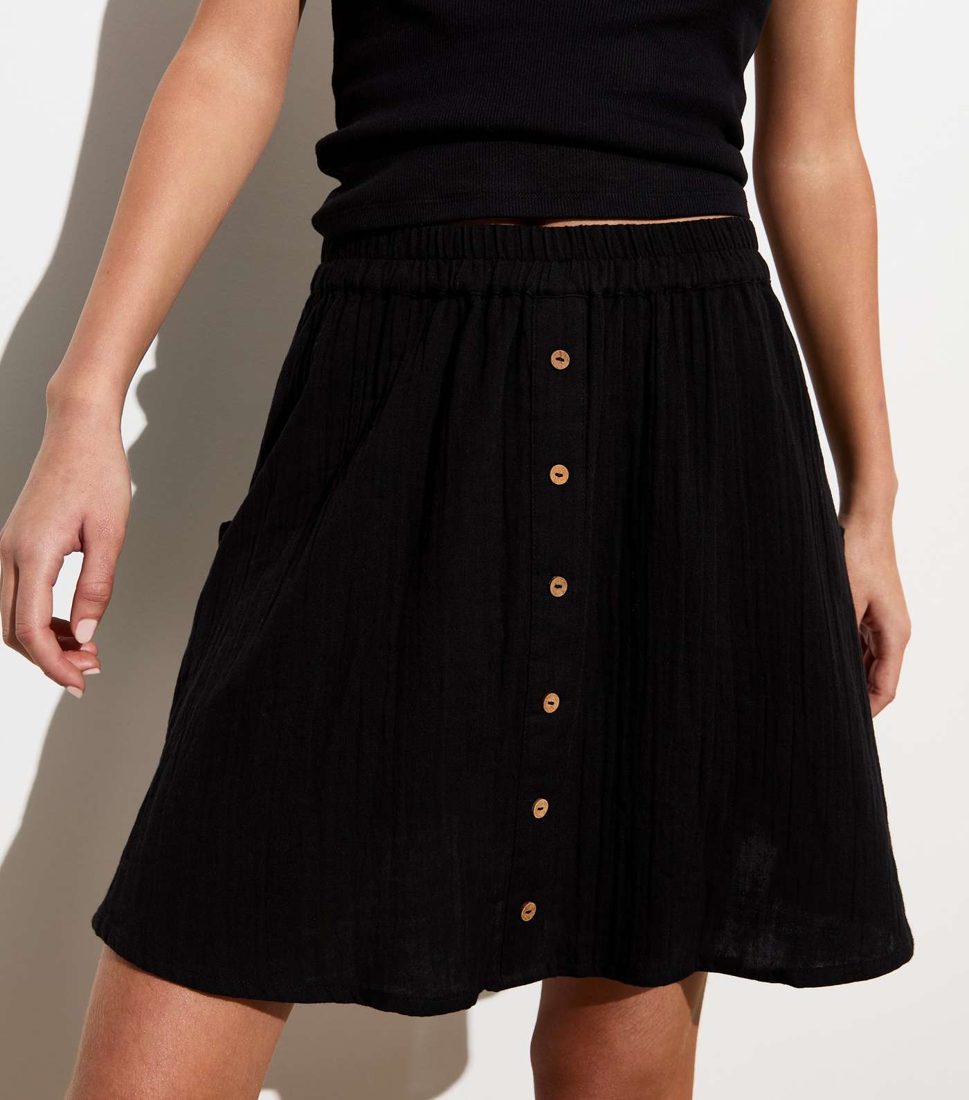 Black Crinkle-Textured Cotton Mini Skirt  Image 2