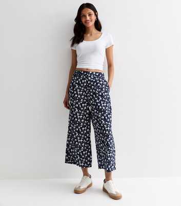Women's Trousers | Wide Leg & Cropped Trousers | New Look