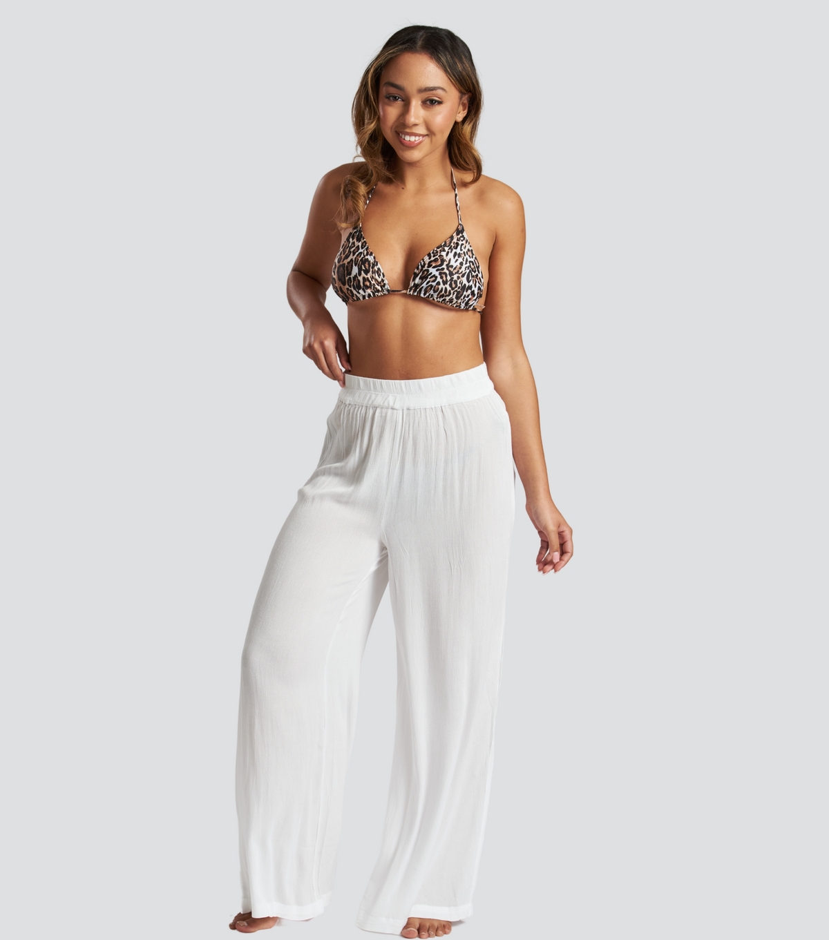 Women's BWhite Crinkle Wide Leg Trousers South Beach New Look