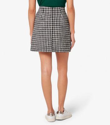 Apricot Black Dogtooth Boucle Button Front Mini Skirt New Look