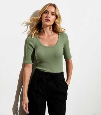 Green Ribbed 1/2 Sleeve Top 