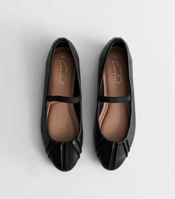 Black Leather-Look Pleated-Toe Ballet Flats