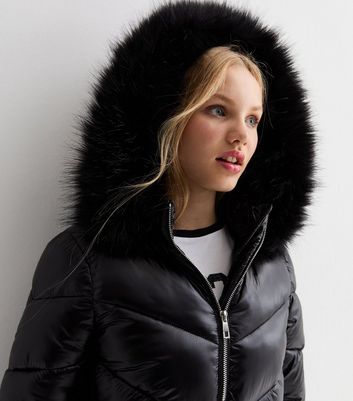 Black wet look coat with fur deals