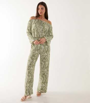 Blue Vanilla Green Animal Print Top and Trousers Set