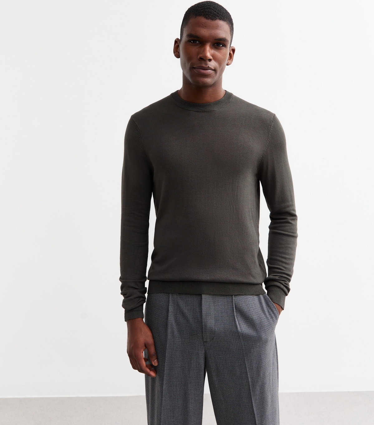 Men's Grey Slim Fine Knit Crew Neck Jumper New Look