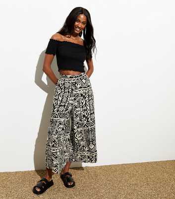 Black Folk Print Cropped Trousers