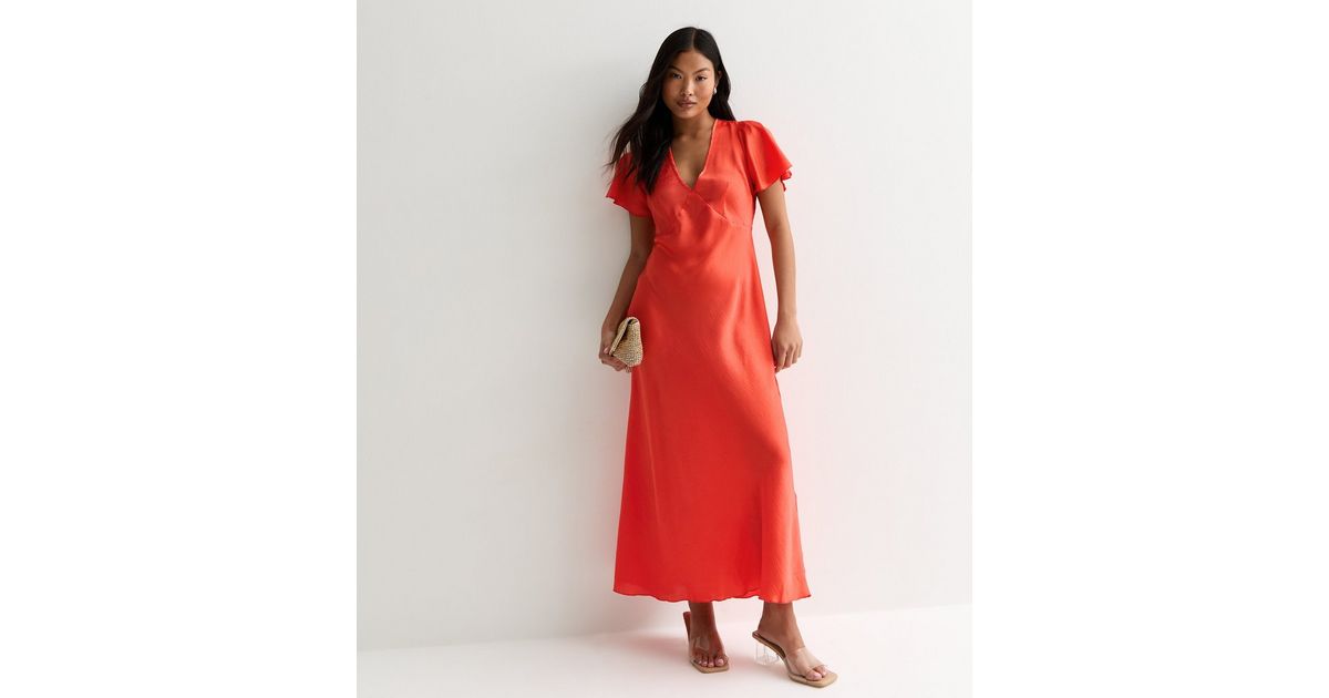 Petite Coral Flutter Sleeve Midi Dress | New Look