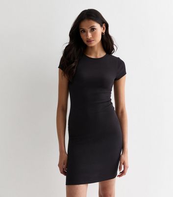 Black t shirt dress new look deals