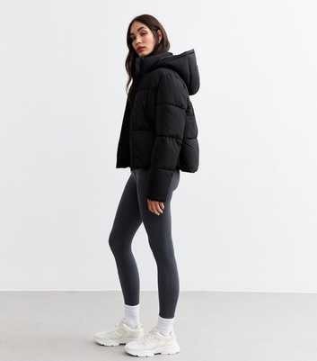 Black Cropped Puffer Coat 