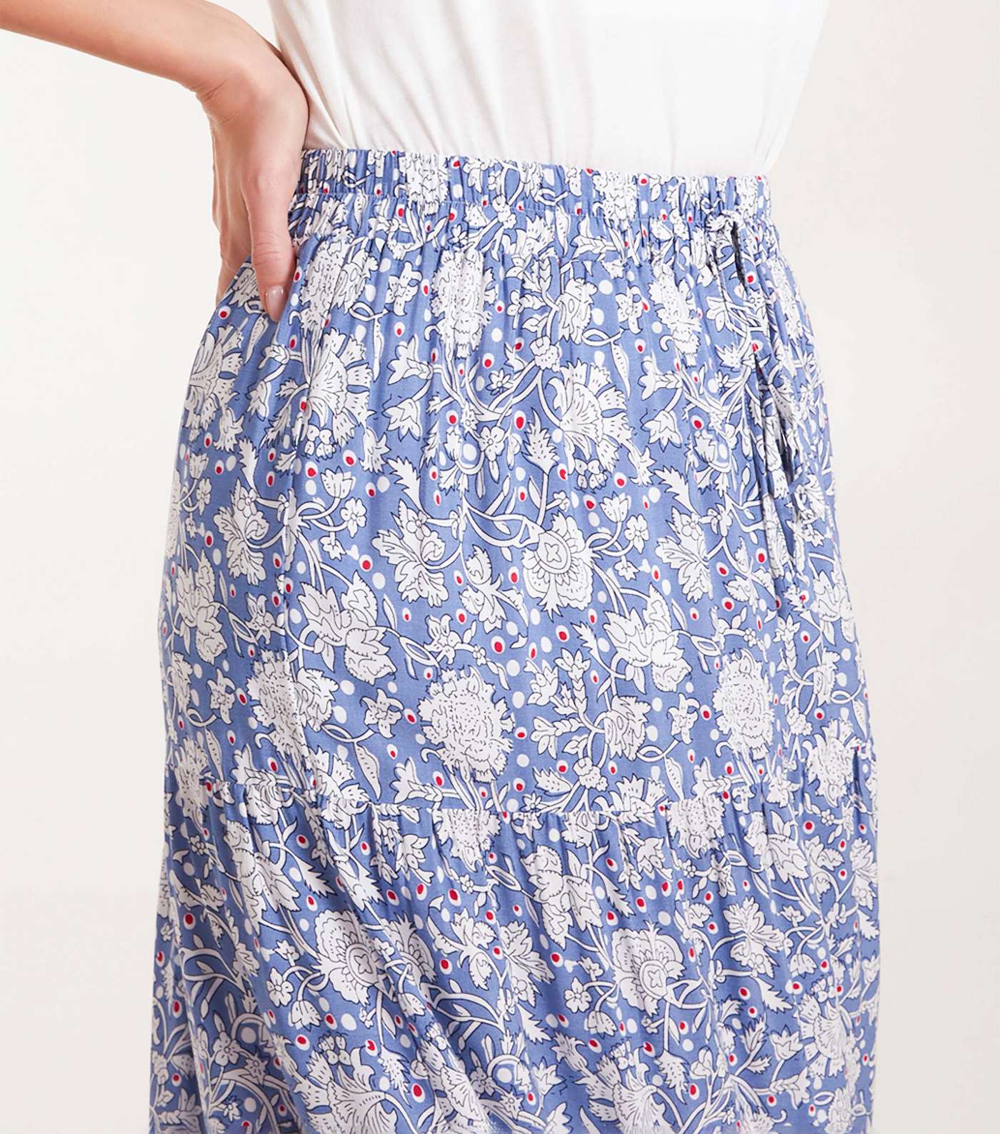 Blue Vanilla Blue Floral Tiered Midi Skirt Image 3