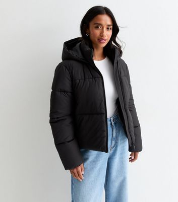 Petite Black Cropped Puffer Coat New Look