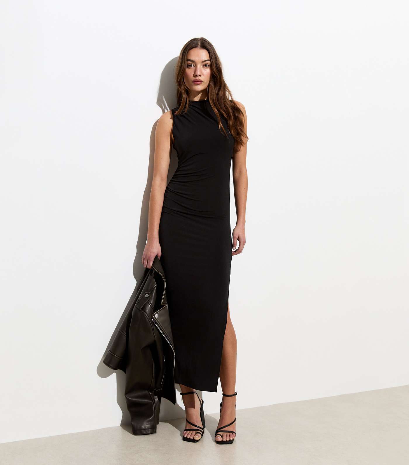 Black Ruched Side Midi Dress Image 3