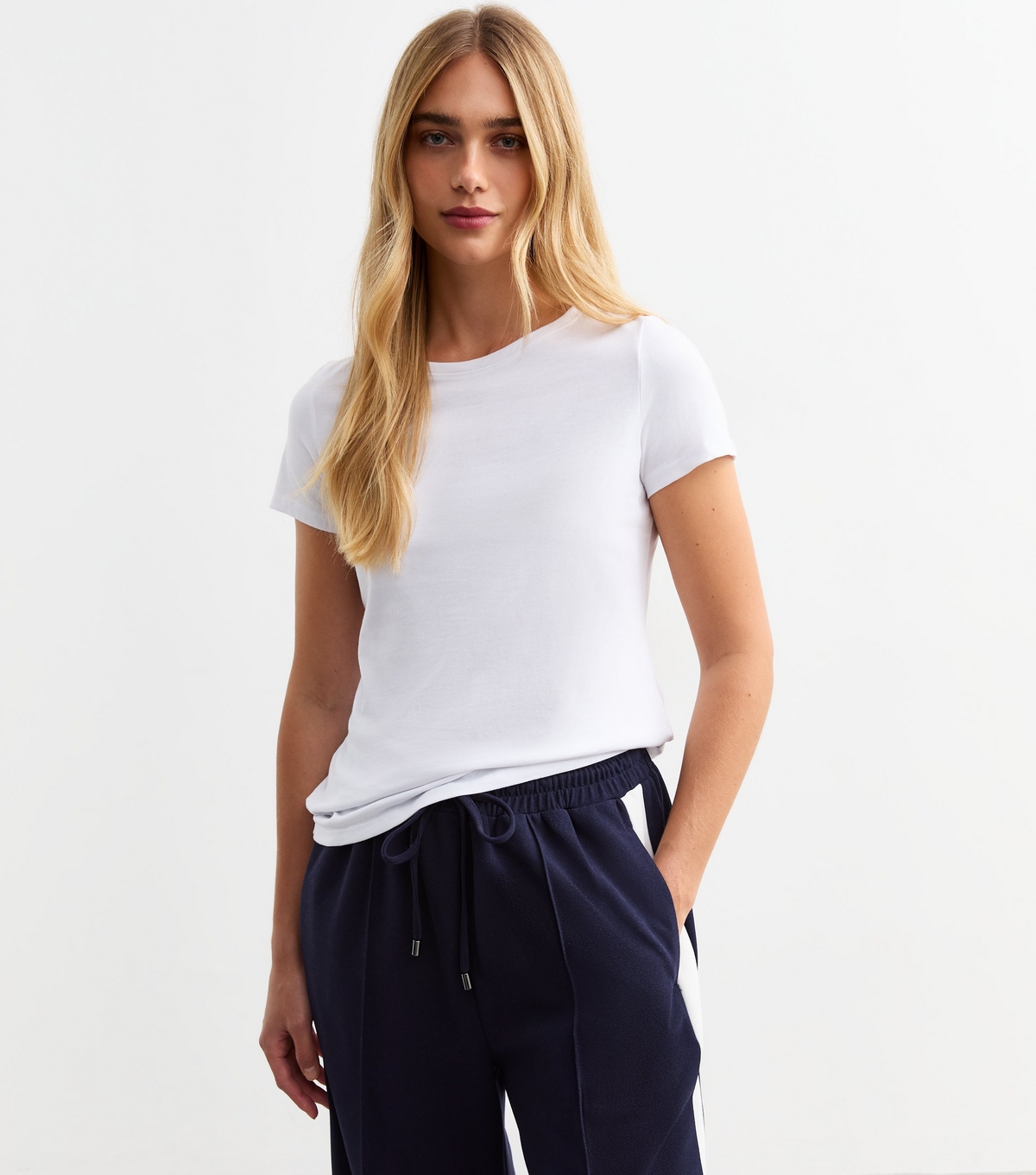 Women's White Crew Neck Slim Fit T-Shirt New Look