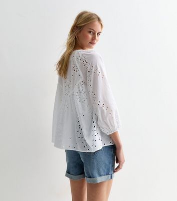 Tall White Embroidered 3/4 Sleeve Smock Blouse New Look