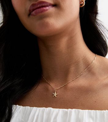 Gold Starfish Twist Pendant Necklace New Look