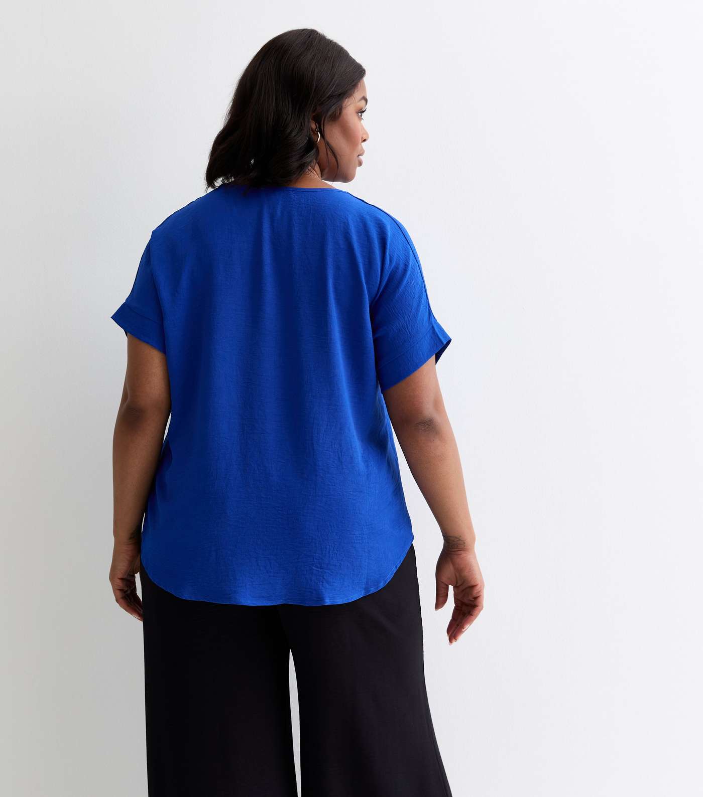 Curves Blue Notched Short Sleeve Top Image 4