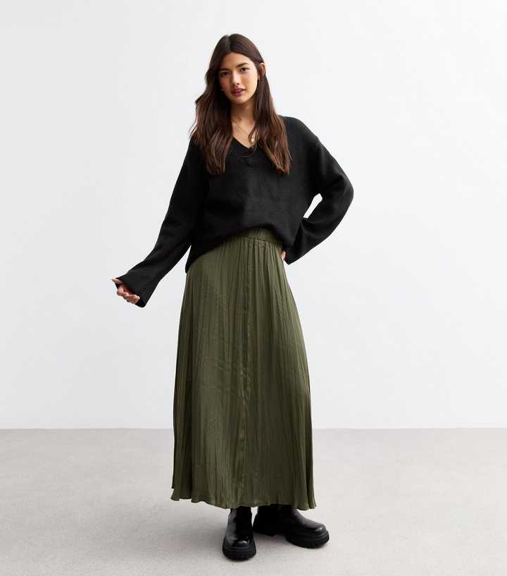 Khaki Crinkle Pleated Midi Skirt | New Look 