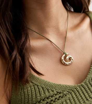 Gold Green Cord Spiral Pendant Necklace