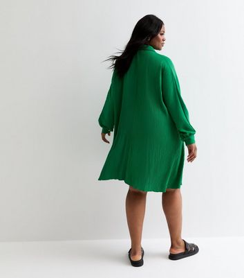 Curves Green Plisse Pleat Mini Smock Shirt Dress New Look