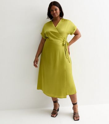 Curves Green Satin Midi Wrap Dress New Look