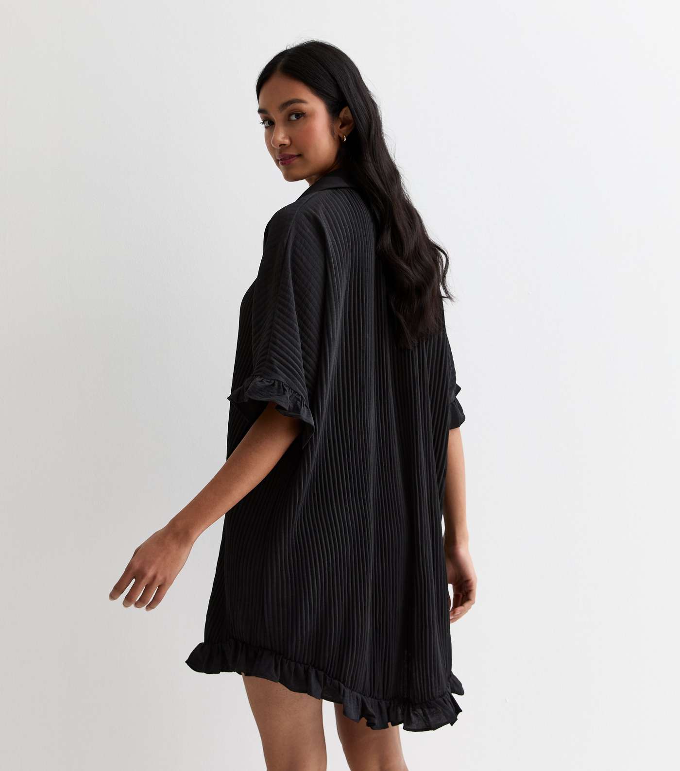 Gini London Black Plisse Frill Oversized Mini Shirt Dress Image 4