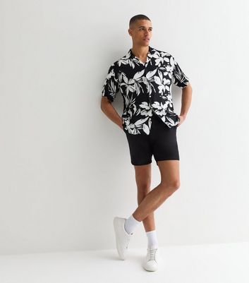 Men's Jack & Jones Black Leaf Print Short Sleeve Resort Shirt New Look