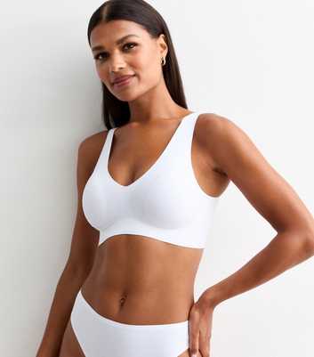 White Smooth Bonded Crop Top Bra 