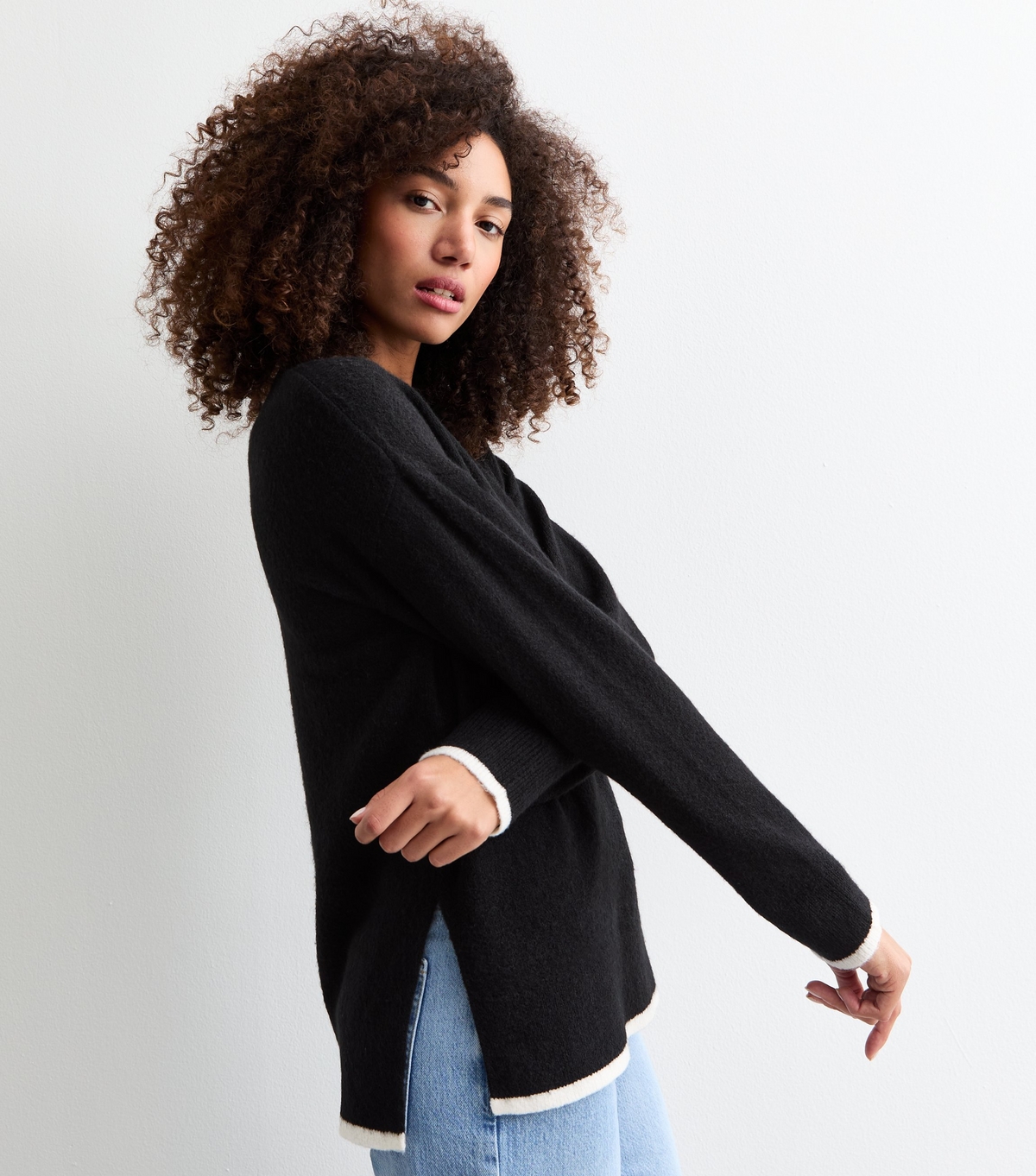 Women's Black Contrast Trim Knit Crew Neck Jumper New Look
