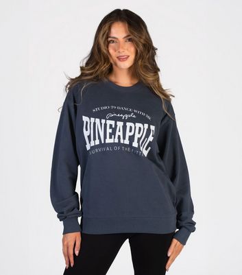 Female sweatshirt hotsell