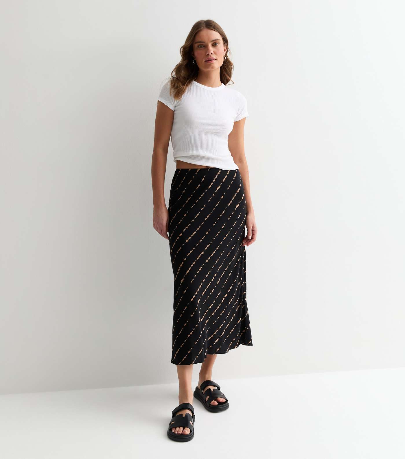 Black Diagonal Print Bias Cut Midi Skirt Image 3