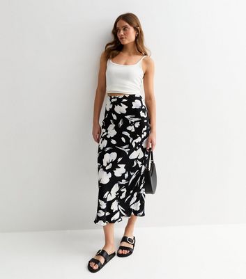 Black maxi skirt new look best sale