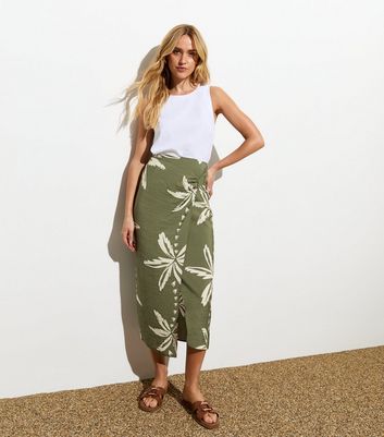 Green Palm Print Wrap Midi Skirt New Look