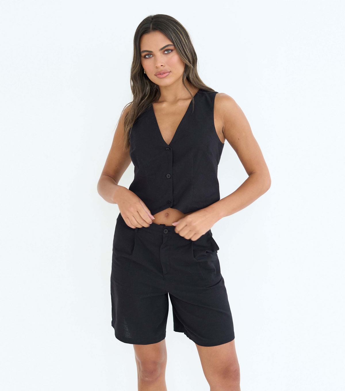 Women's Black Linen-Blend Cropped Waistcoat Urban Bliss New Look