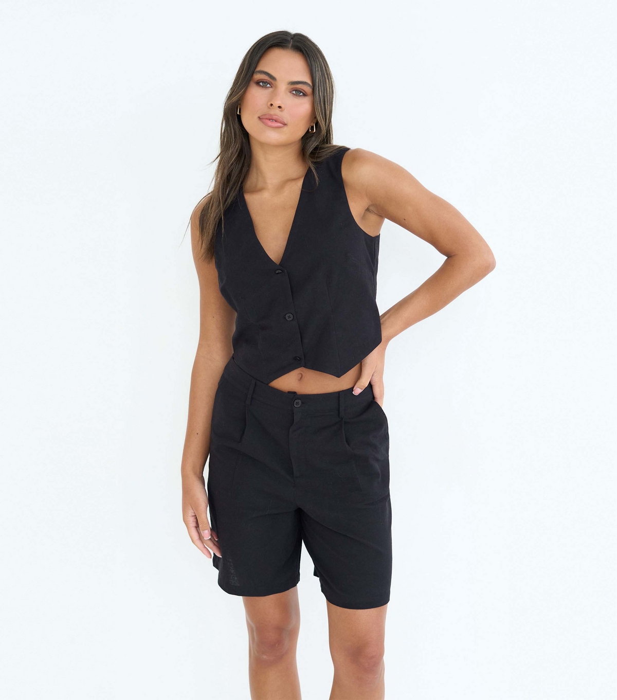 Urban Bliss Women's Black Linen Blend Shorts New Look