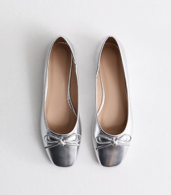 Truffle Silver Leather-Look Bow Ballerina Pumps New Look