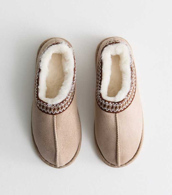 Off White Faux Fur Lined Abstract Print Trim Slipper Boots