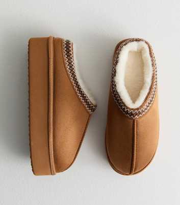 Tan Woven Trim Faux Fur Lined Slippers